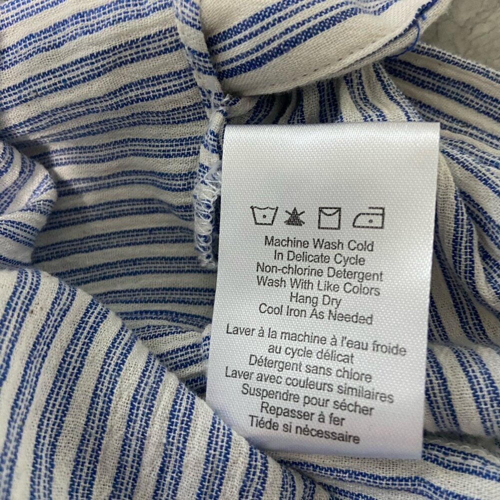Heartloom Twist Front Hem Button Down Shirt Blue White Striped Blouse Size Small - Picture 8 of 8